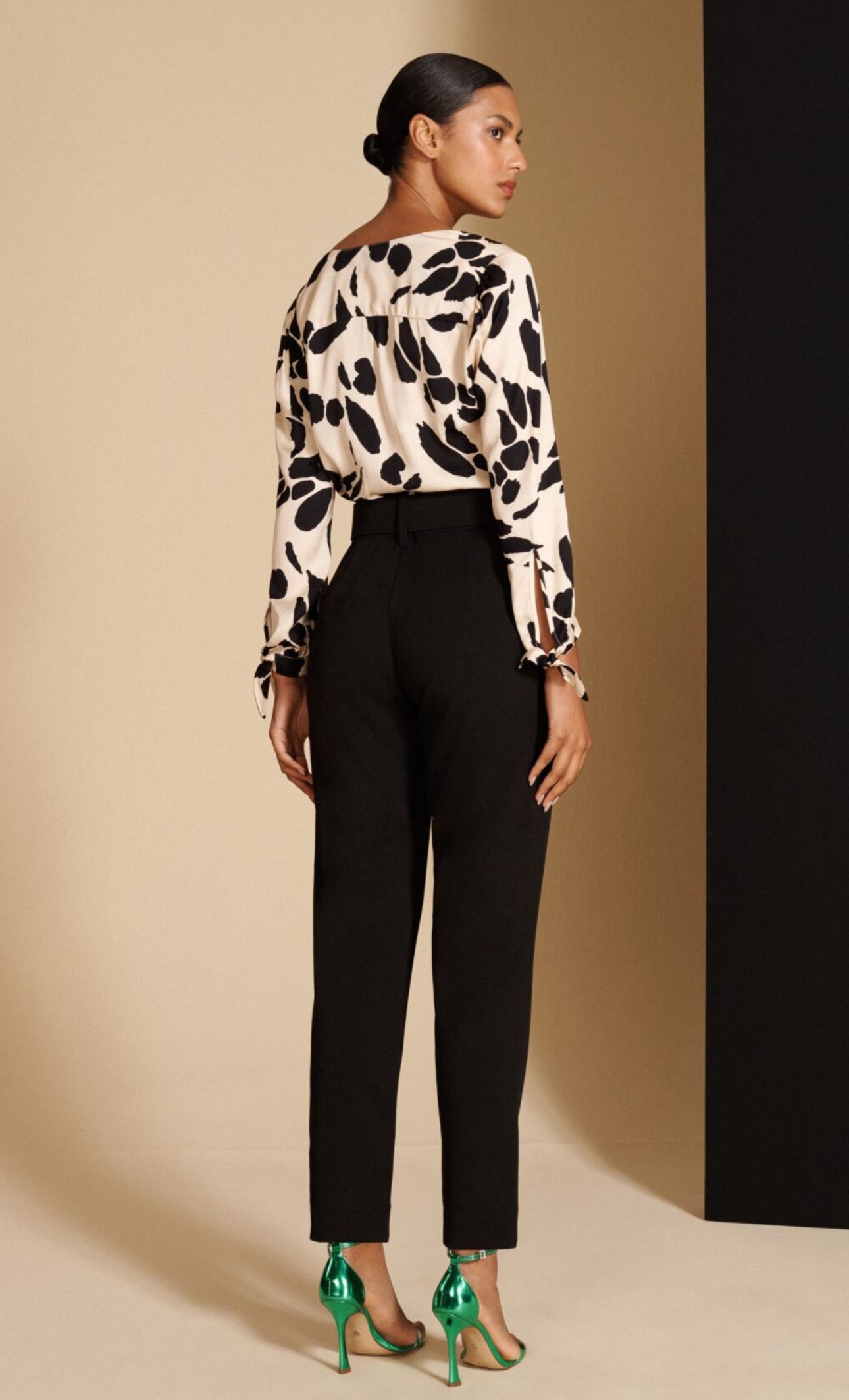 FREYA BLOUSE - Blueberry Boutique