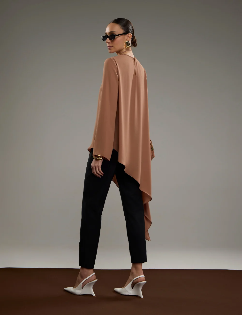 Asymmetrical Blouse with Long Sleeves 10669