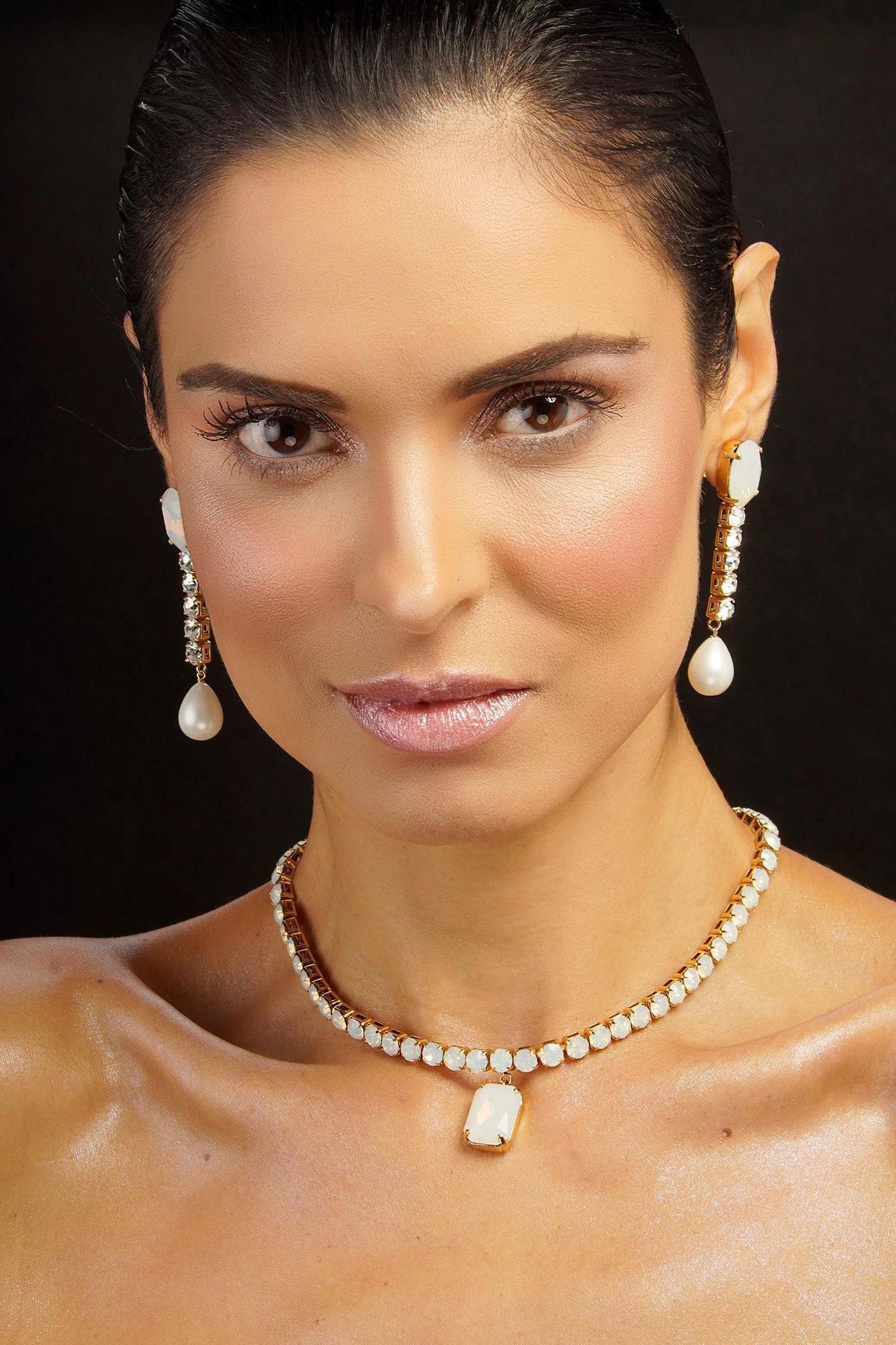 VALENTINA CRYSTAL CS NECKLACE - Blueberry Boutique