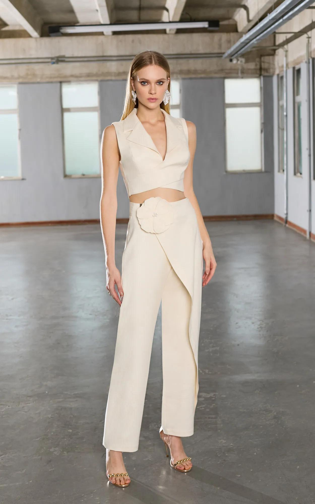 SET TAILORING ASYMMETRICAL ISA P. 25001033